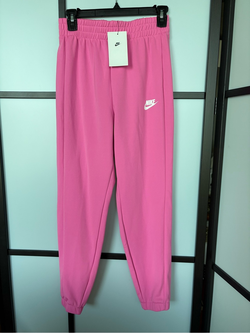 Nike Girls Pink Fleece Jogger Sweatpants NWT Size L Standard Fit Athletic